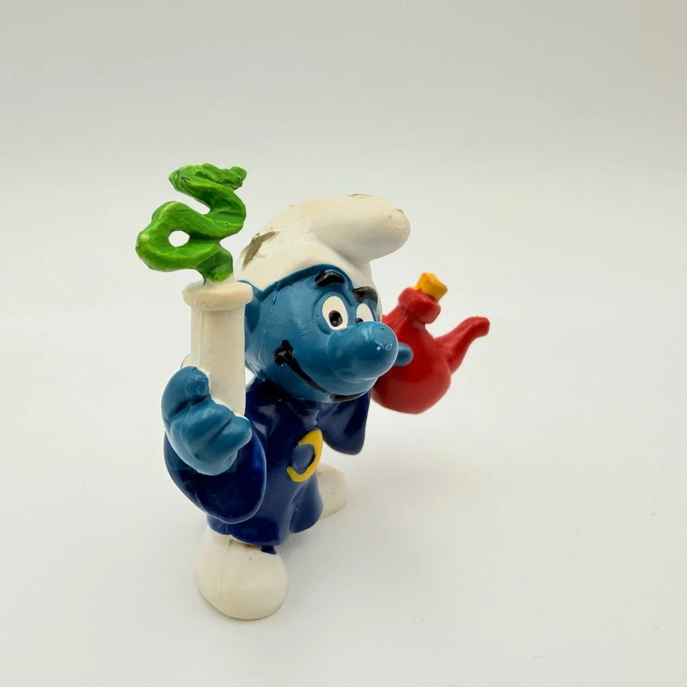 Vintage 1979 Schleich Peyo Alchemist Smurf Wizard Potion Figure Hong Kong PVC